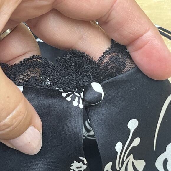 WHBM Y2K Babydoll Silk Camisole Going Out Size Medium Lace Feminine Whimsygoth - Picture 11 of 14